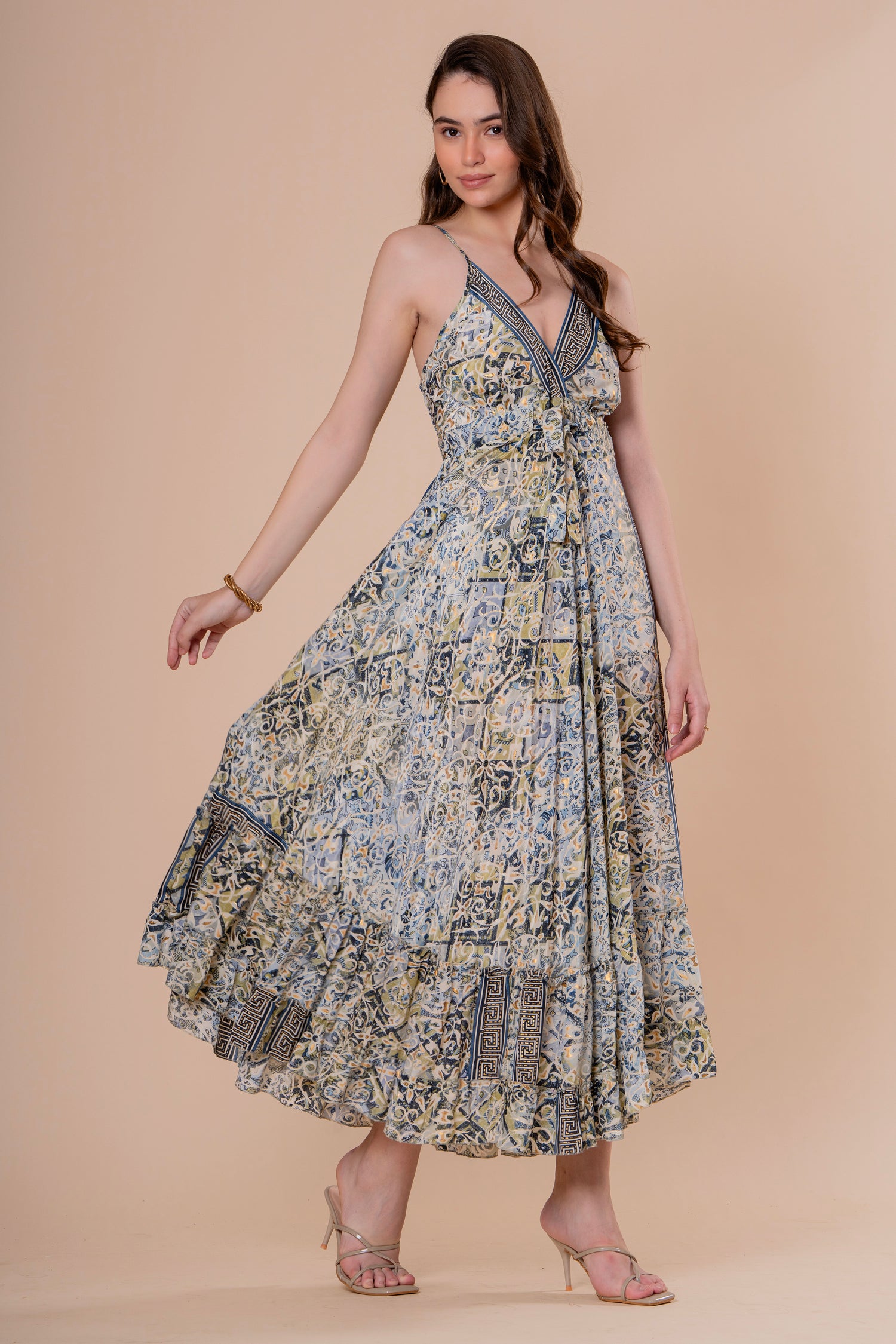 Vestido Maxi de Tirantes Estampado Azulejo con Lazo