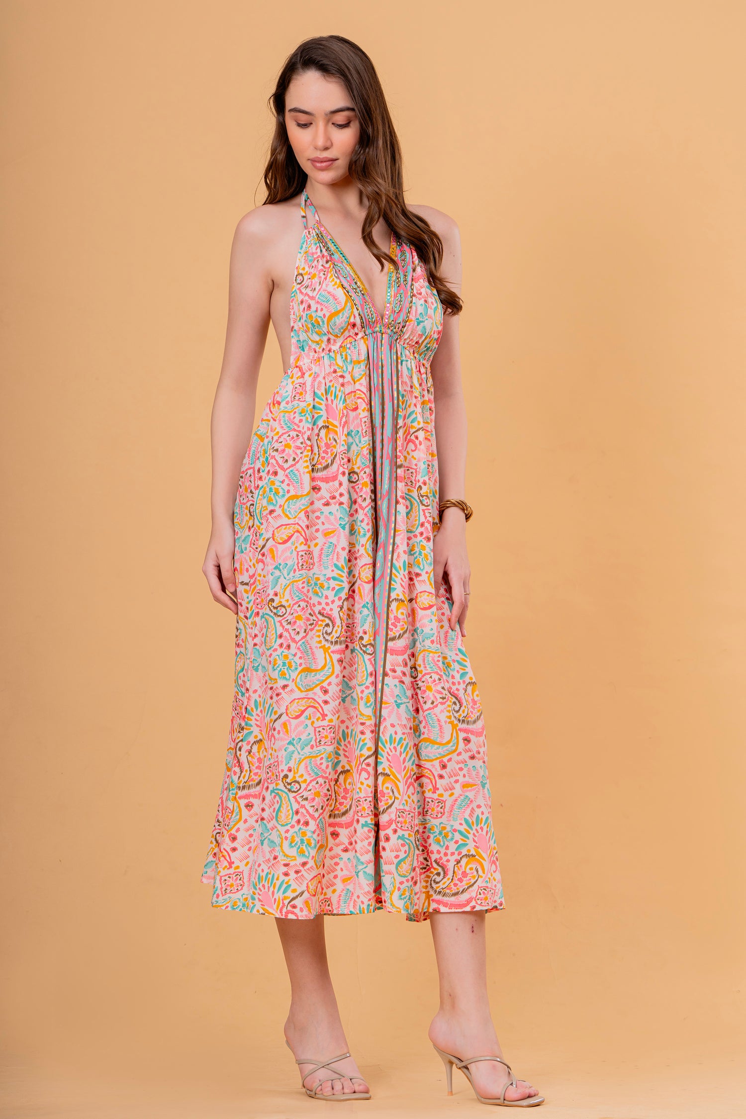 Vestido Midi Halter Estampado Pastel con Bordado