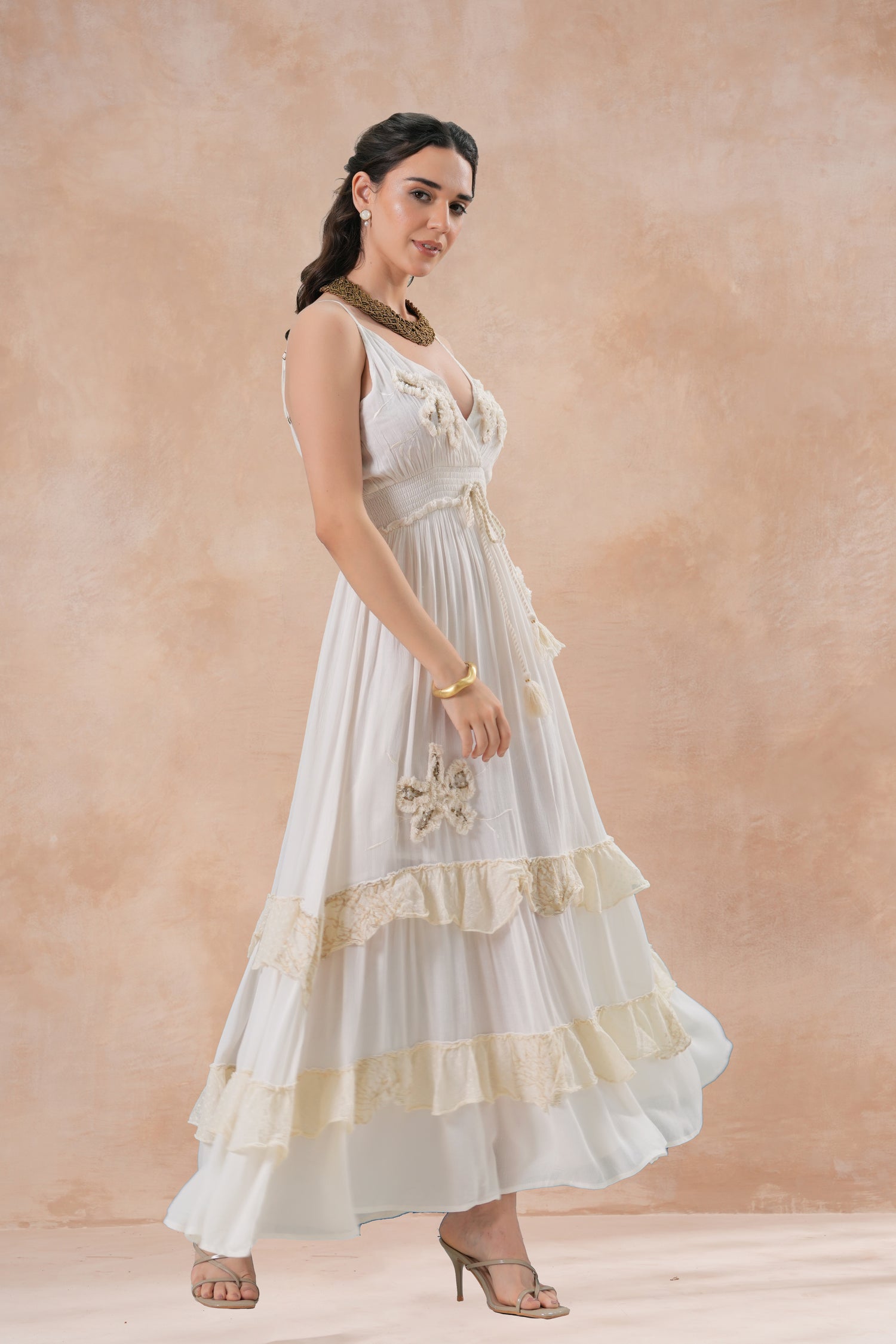 Vestido Elara Ivory Flow