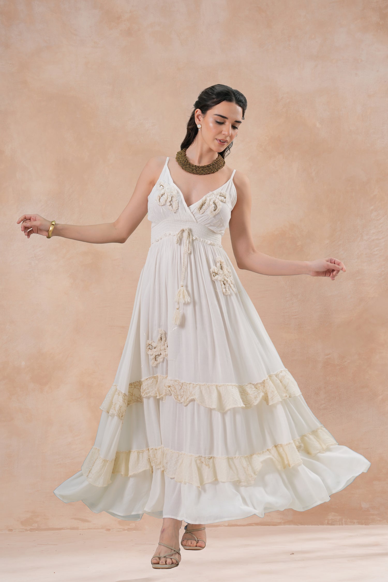 Vestido Elara Ivory Flow