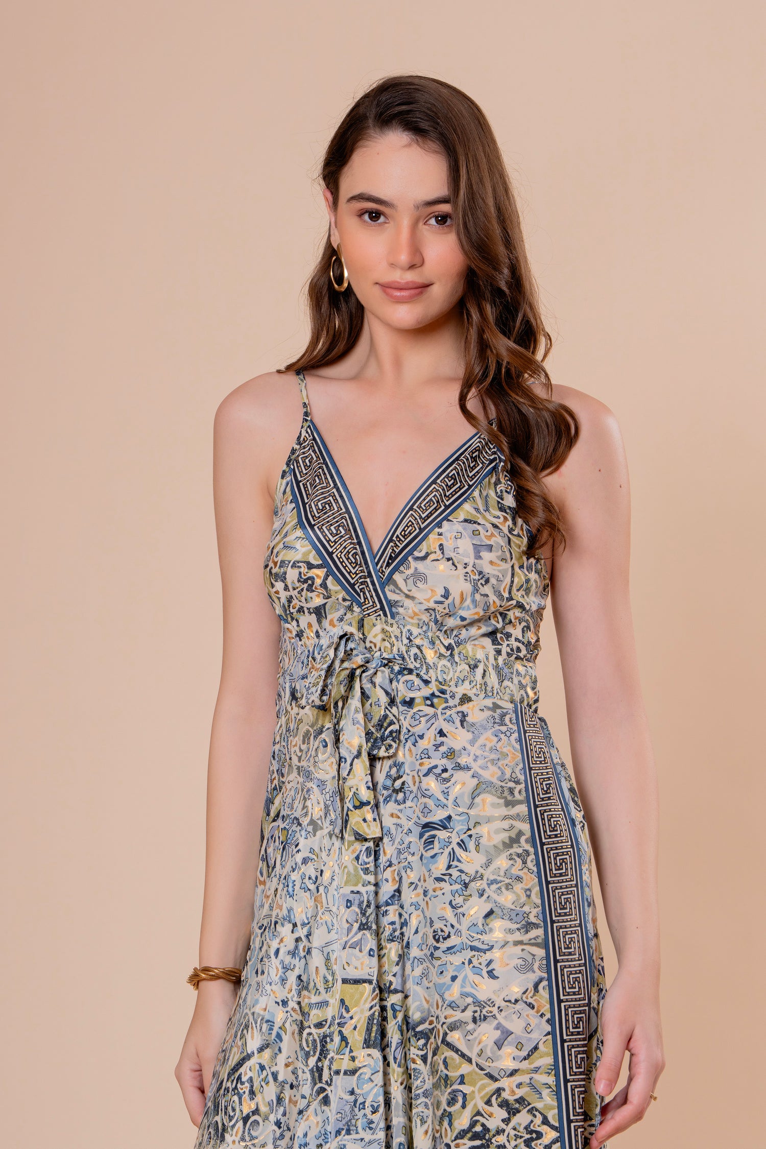 Vestido Maxi de Tirantes Estampado Azulejo con Lazo
