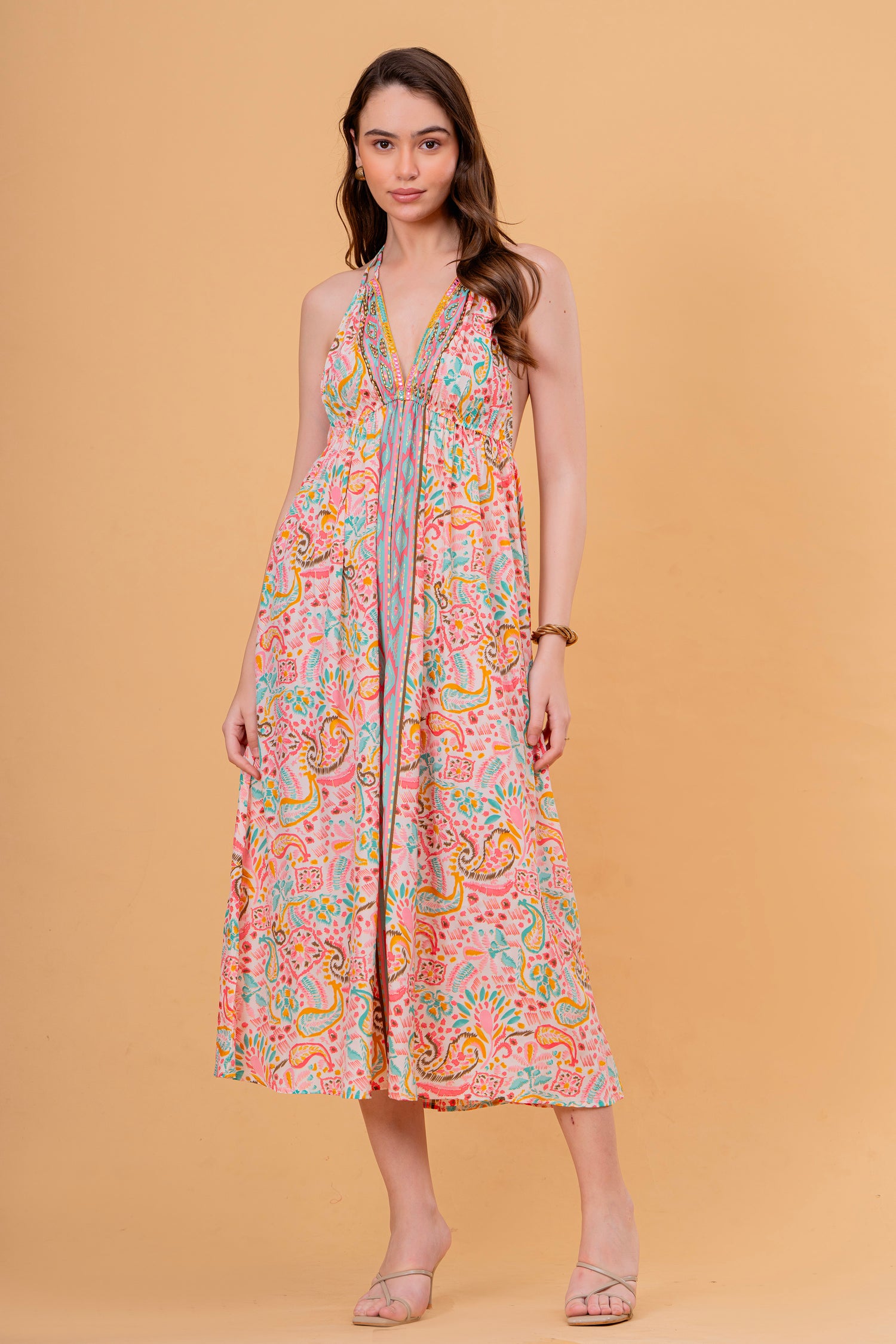 Vestido Midi Halter Estampado Pastel con Bordado