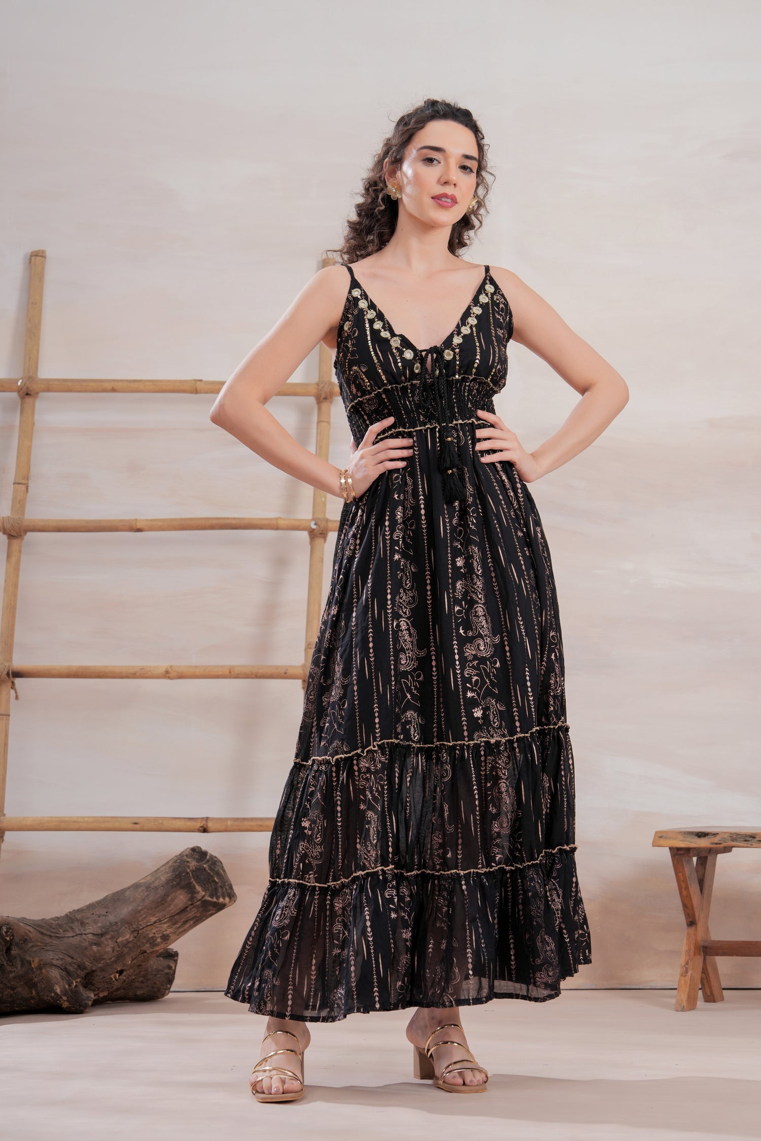 Vestido Gold Zaira Noir